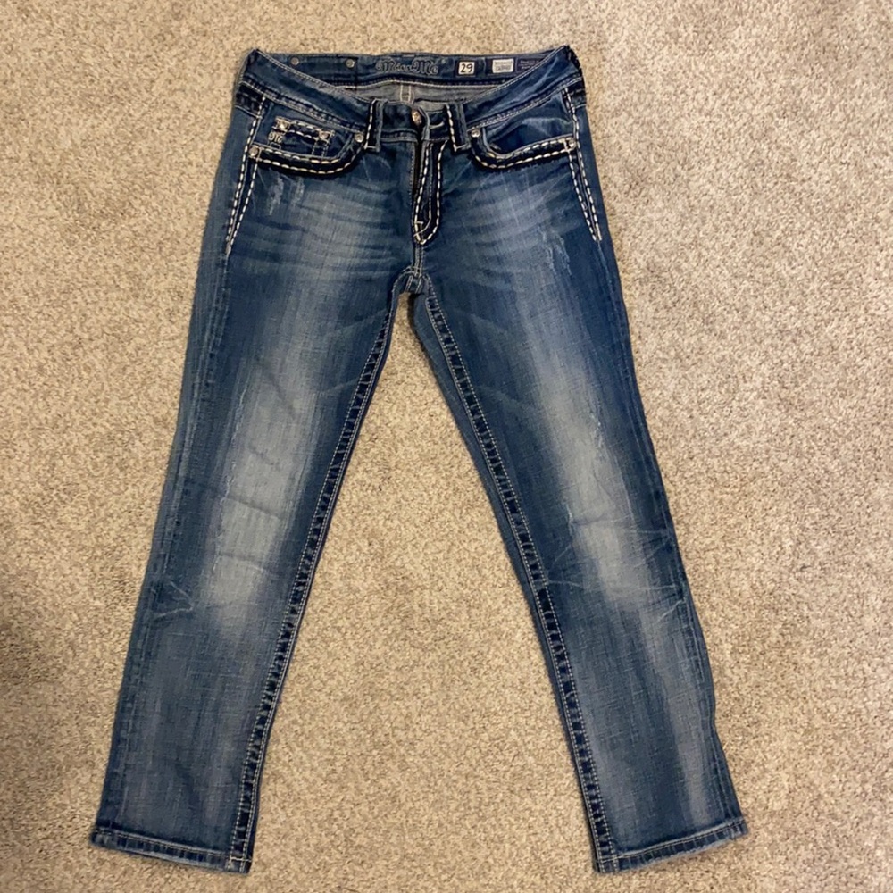Miss me capris size 29.